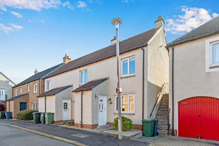 2 Bedroom End Of Terrace House For Sale In South Gyle Wynd, South Gyle, Edinburgh, EH12