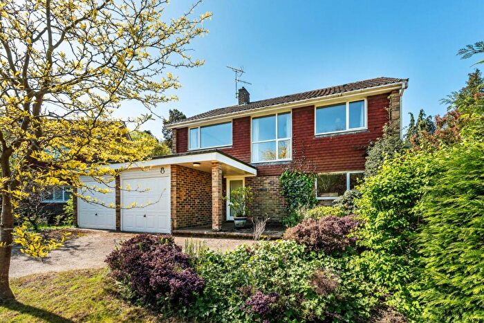 4 Bedroom Detached House For Sale In Greencroft, Guildford, Surrey, GU1