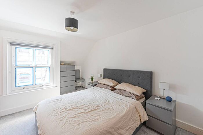 3 Bedroom Flat To Rent In Matthew Parker Street, Westminster, London, SW1H