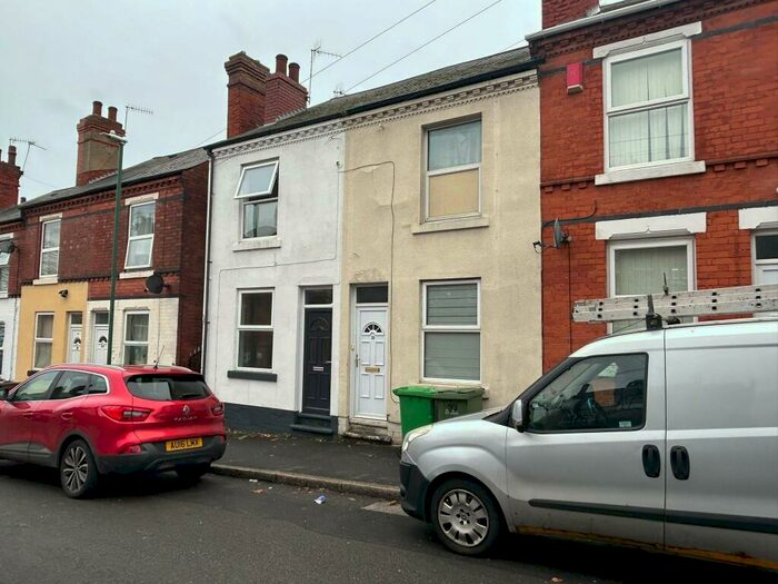 3 Bedroom House To Rent In Bradgate Road, NG7