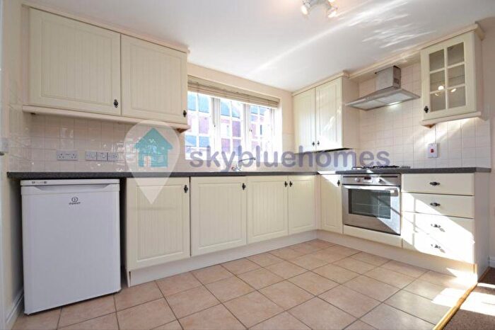 1 Bedroom Flat To Rent In Pinfold Close, Leicester, LE4