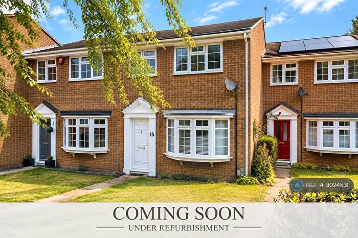 3 Bedroom Terraced House To Rent In Badger Road, Chatham, ME5