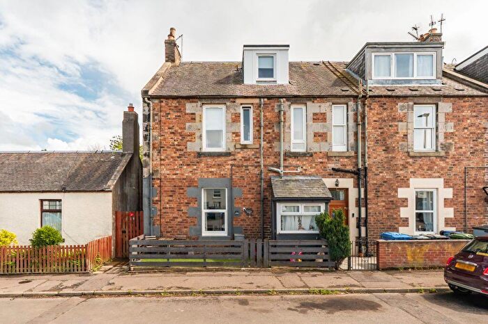 2 Bedroom Flat For Sale In Burghlee Terrace, Loanhead, EH20