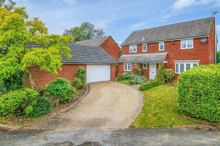 4 Bedroom Detached House To Rent In The Slade, Newton Longville, Milton Keynes, MK17