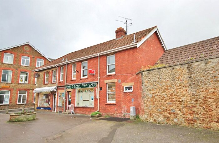 2 Bedroom Flat To Rent In Swan Flats, Ditton Street, Ilminster, Somerset, TA19