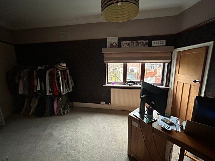 3 Bedroom End Of Terrace House For Sale In Church Lane, Normanton, WF6