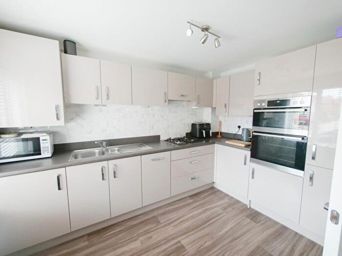3 Bedroom End Of Terrace House For Sale In Baines Way, Framlingham, Suffolk, IP13