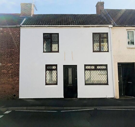 3 Bedroom Terraced House For Sale In Oxford Street, Burnham-On-Sea, TA8