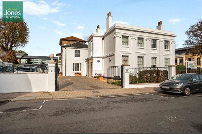 1 Bedroom Property For Sale In Union Place, Worthing, West Sussex, BN11