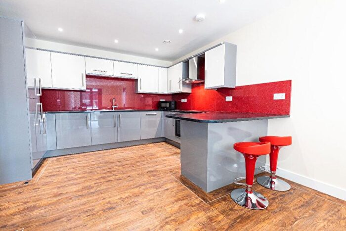 2 Bedroom Apartment To Rent In Ecco, S11