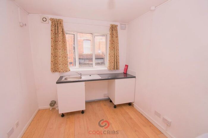 Studio To Rent In Holloway Road, Holloway Road, Islington, London, N7