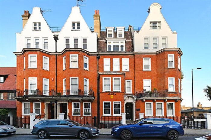 2 Bedroom Flat For Sale In Ormonde Gate, Chelsea, SW3