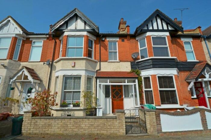 3 Bedroom Terraced House To Rent In Alexandra Road, South Woodford, E18