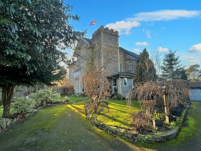 5 Bedroom Property For Sale In Church Road, Winscombe, North Somerset., BS25