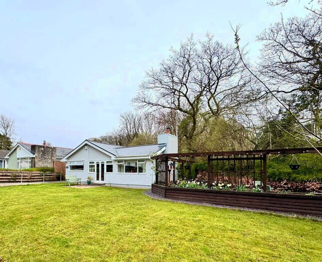 2 Bedroom Detached Bungalow For Sale In Ravenstone, Woodland Park, Penderyn, Aberdare, CF44