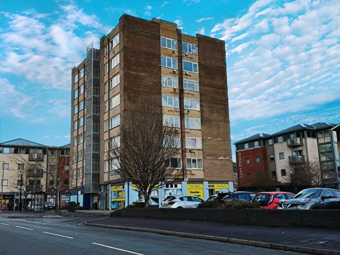 2 Bedroom Flat To Rent In Mitre Court, Fareham, PO14