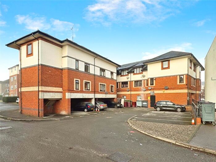 1 Bedroom Apartment To Rent In Granby Court, Reading, Berkshire, RG1