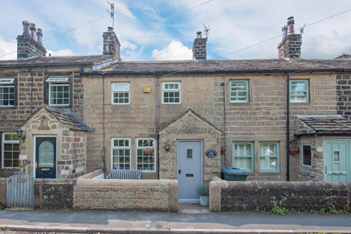 2 Bedroom Cottage For Sale In Lavender Cottage, Middleton, Cowling, BD22