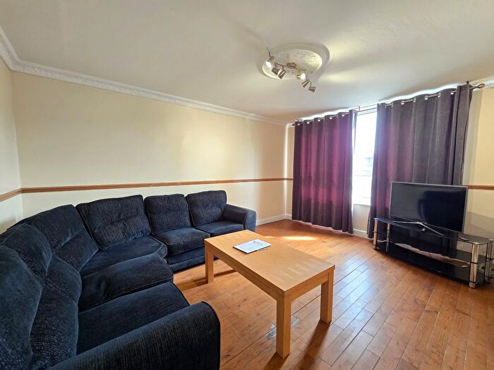 1 Bedroom Flat To Rent In Clifford Road, London, E16