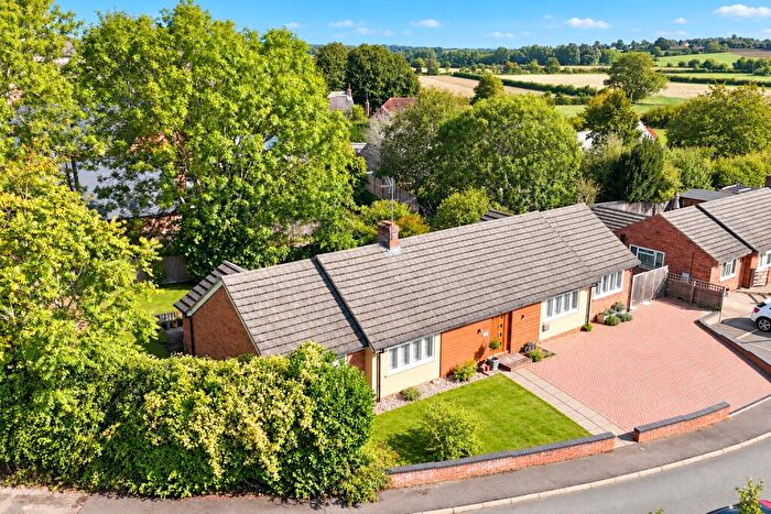 4 Bedroom Detached Bungalow For Sale In Elm Close, Chearsley, HP18