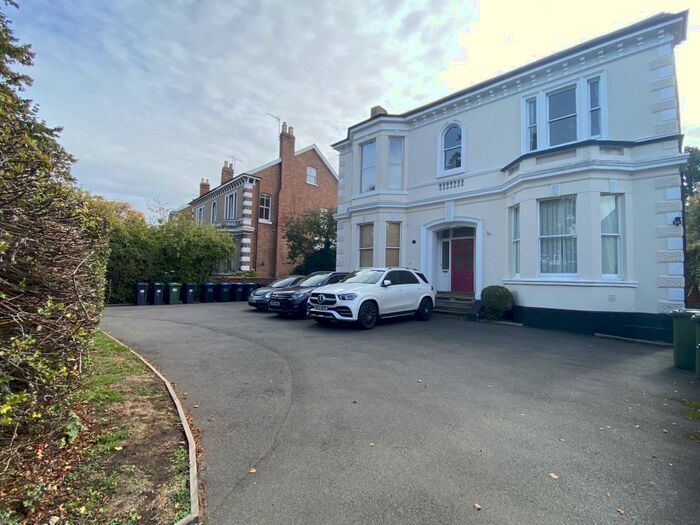 2 Bedroom Apartment To Rent In Lillington Avenue, Leamington Spa, CV32