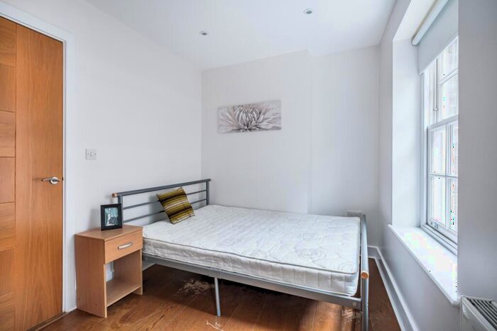 2 Bedroom Flat To Rent In Artillery Lane London, E1