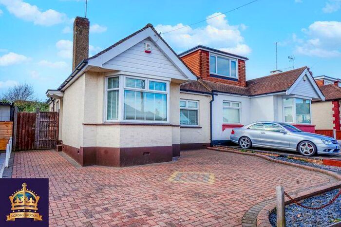 2 Bedroom Bungalow To Rent In Irvington Close, Leigh-On-Sea, SS9