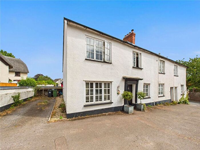 3 Bedroom End Of Terrace House For Sale In Crediton, Devon, EX17