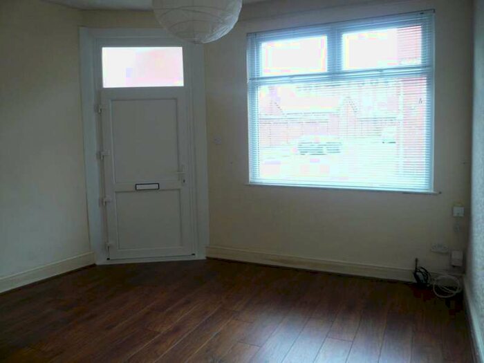 1 Bedroom Flat To Rent In Roome Street, Cheshire, WA2