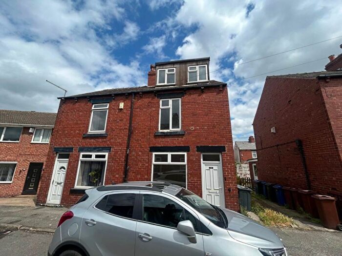 2 Bedroom Property To Rent In Filey Avenue, Royston, Barnsley, S71
