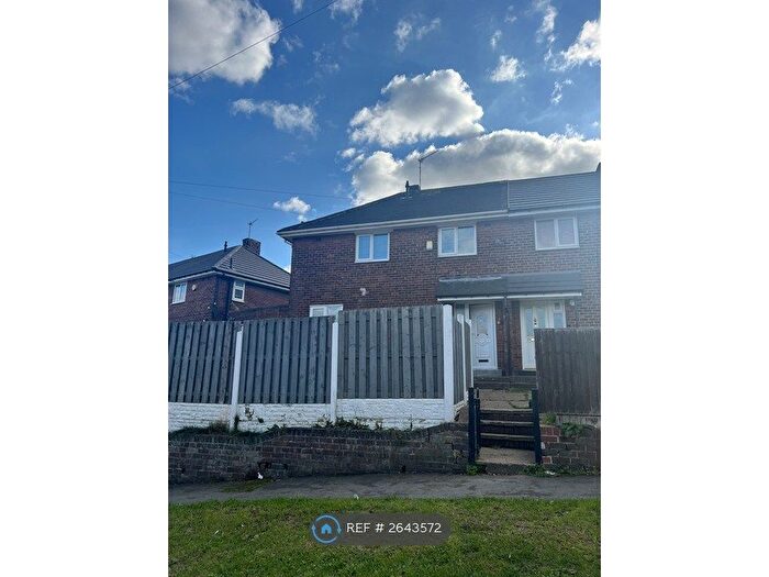 3 Bedroom Semi-Detached House To Rent In Nunnery Crescent, Catcliffe, Rotherham, S60