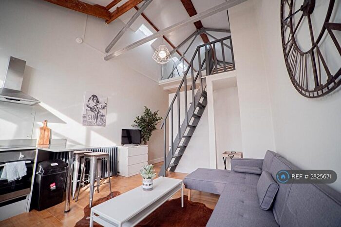 2 Bedroom Flat To Rent In Guildford Street, Luton, LU1