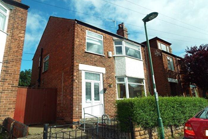 3 Bedroom Property To Rent In Ingram Road, Nottingham, NG6