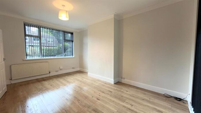 2 Bedroom Terraced House To Rent In Ivygreen Road, Manchester, M21