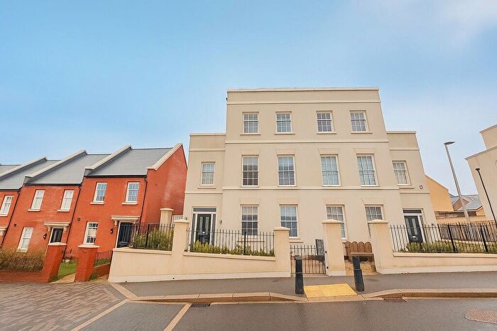 4 Bedroom Town House To Rent In Ursa Gardens, Sherford, PL9