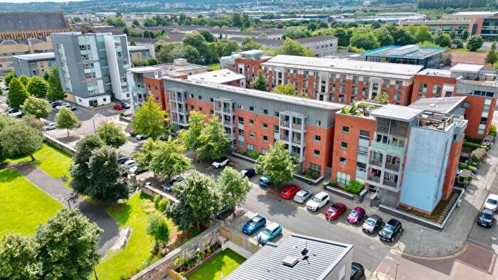 2 Bedroom Flat For Sale In Errol Gardens, New Gorbals, Glasgow, G5