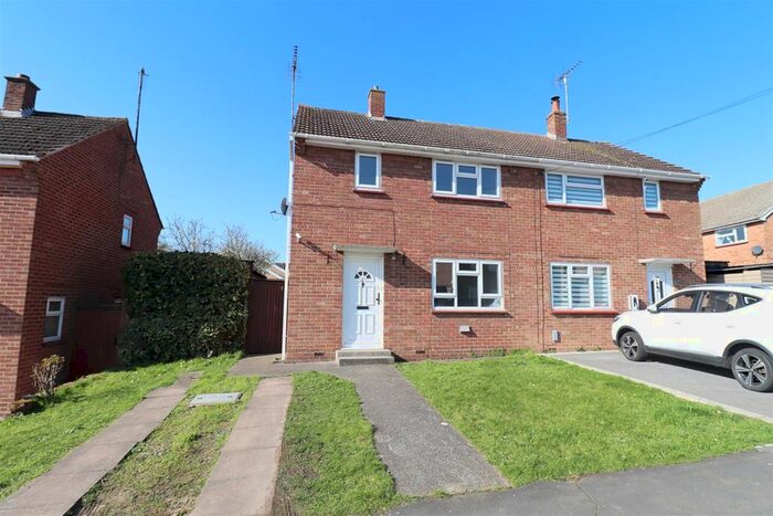 2 Bedroom Semi-Detached House To Rent In Chaucer Crescent, Braintree, CM7