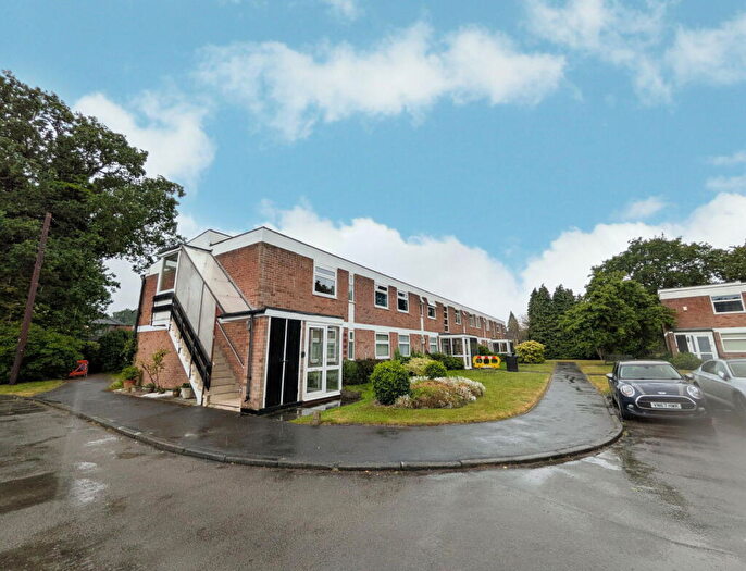 2 Bedroom Flat For Sale In Green Court, Fox Hollies Road, Hall Green, B28