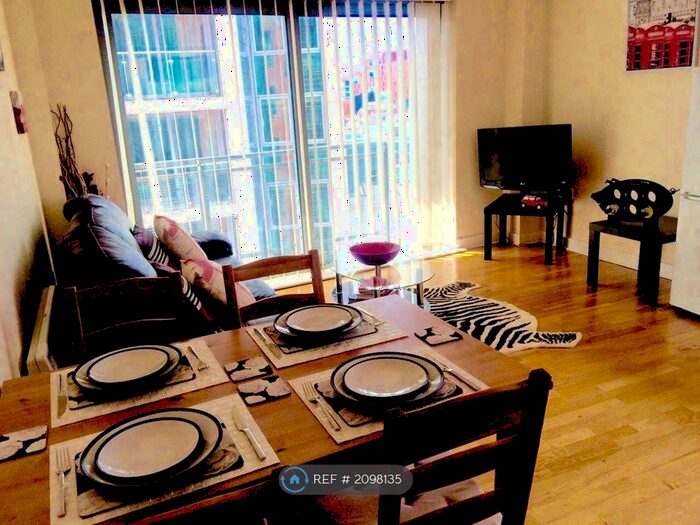 2 Bedroom Flat To Rent In Scotland Street, Sheffield, S3