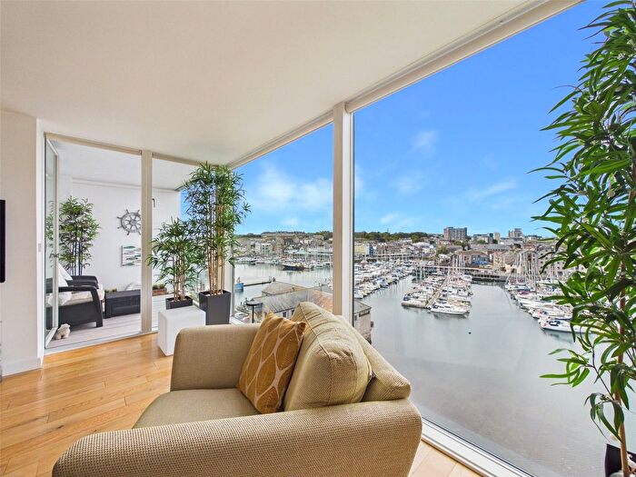 2 Bedroom Flat For Sale In Marrowbone Slip, Plymouth, Devon, PL4