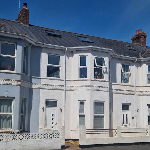 1 Bedroom Flat To Rent In Victoria Road, Exmouth, EX8