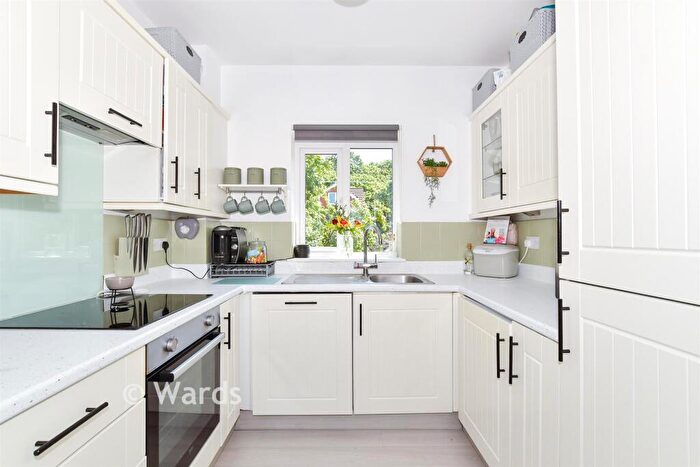 2 Bedroom Coach House For Sale In Thomas Rider Way, Boughton Monchelsea, Kent, ME17