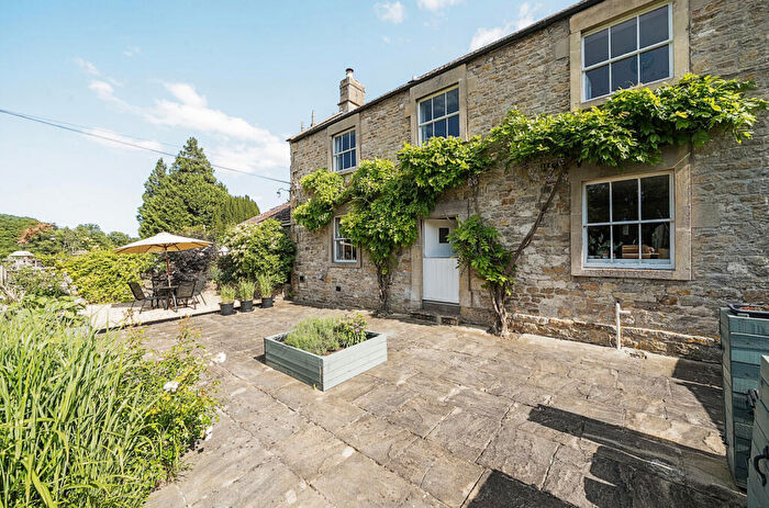 3 Bedroom Link Detached House For Sale In Dunkerton, Bath, Somerset, BA2