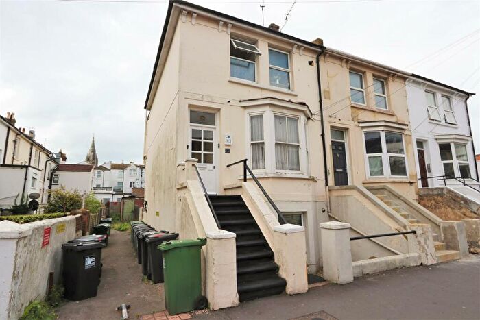 1 Bedroom Flat To Rent In Tideswell Road, Eastbourne, BN21