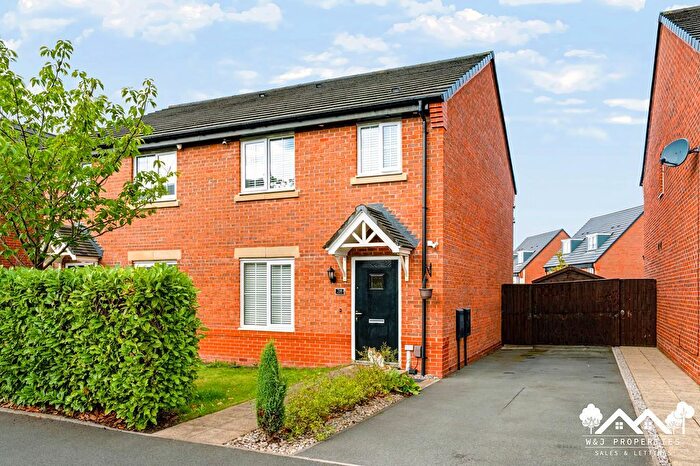 3 Bedroom Semi-detached House For Sale In Newhall Road, Prescot, L34