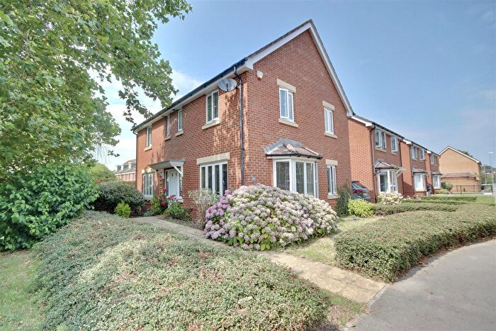 4 Bedroom Detached House To Rent In Union Road, Portsmouth, PO3