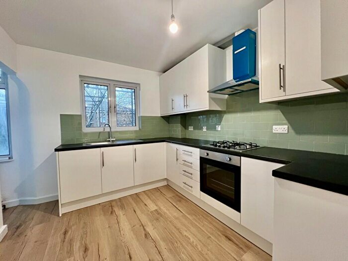 2 Bedroom Apartment To Rent In Northcote, Rickmansworth Road, Pinner, HA5