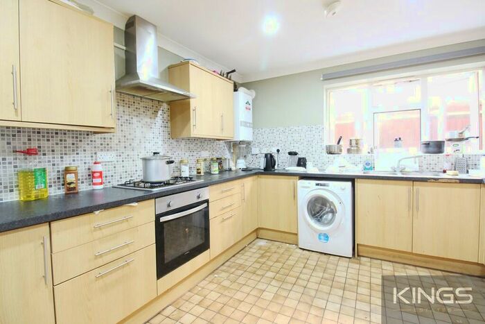 6 Bedroom Terraced House To Rent In Burlington Road, SO15
