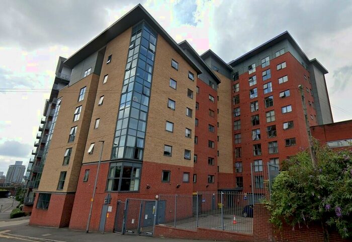 1 Bedroom Apartment To Rent In Lincolngate, Red Bank, M4