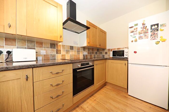 1 Bedroom Flat For Sale In Cherwell Close, Croxley Green, WD3